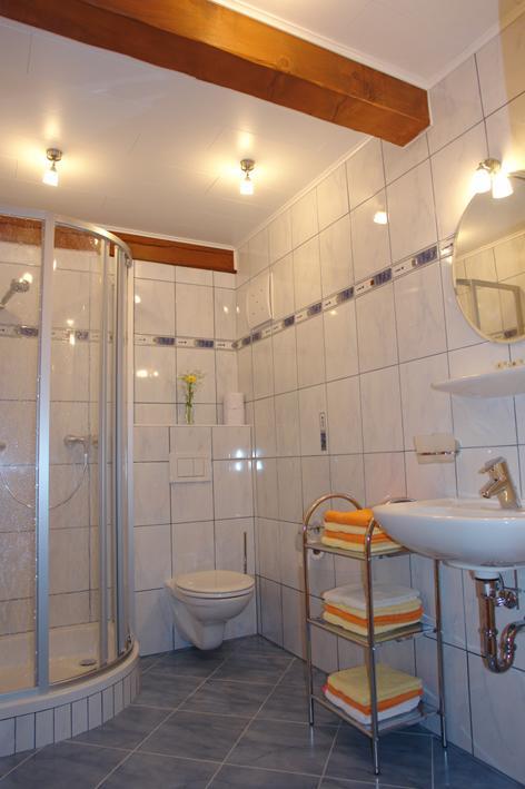 Winzerzimmer - Weingut Tinhof Homestay *